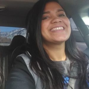 Meet your Posher, Raquel